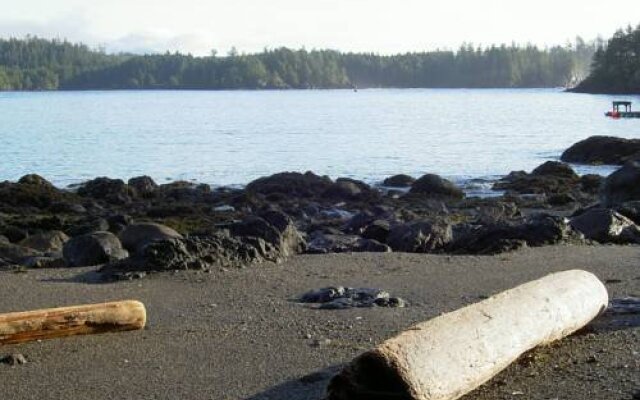 Ebb Tide Bed & Breakfast