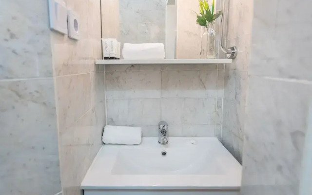 Spacious 2bdr Apartment on Tkalciceva Street