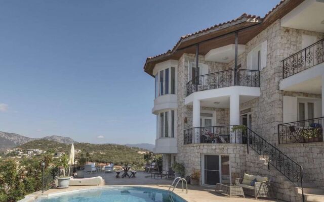 Villa Maya