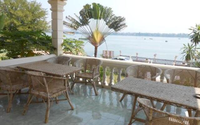 Mali Guesthouse