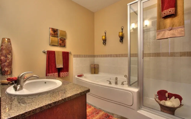 Stonegate Resort