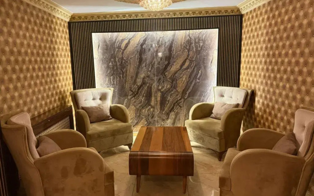 Alklas Hotel