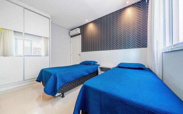 Edifício Costa Brava em Canto Grande Bombinhas