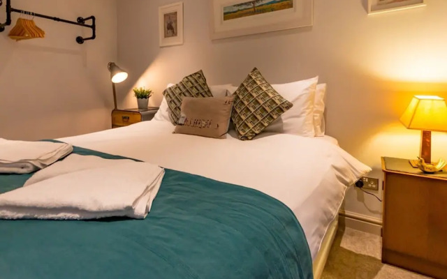 Walpole Bay 2 bed Stunning Garden Apt By Adliv