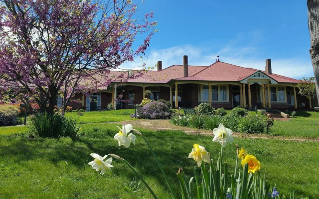 Orana House