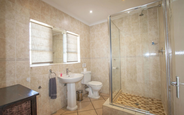 BM Gardens Apartment Hotel