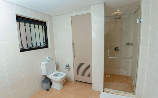 Heri Heights Hotel Apartments, SureStay Collection by BW