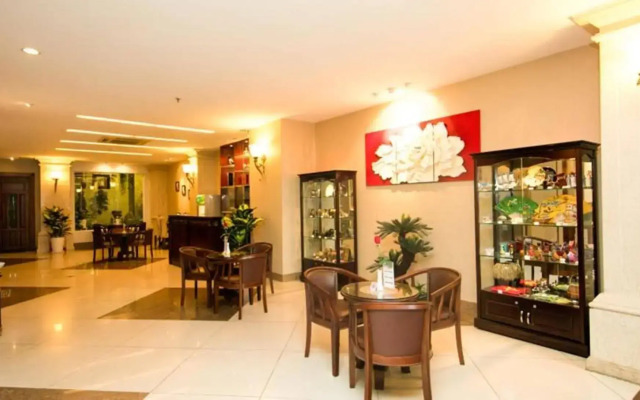 Premium White Lion Hotel