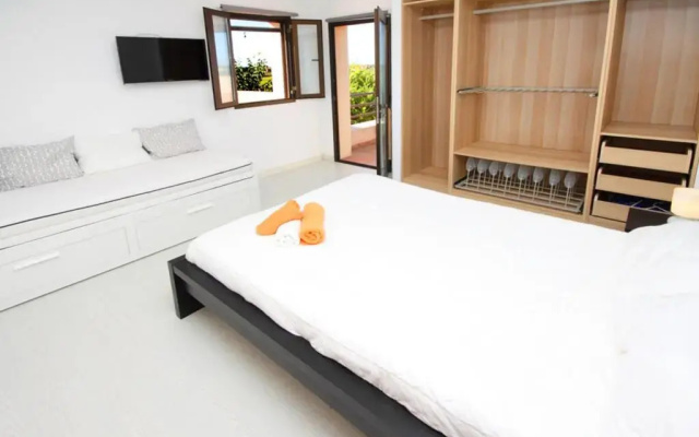 Villa Poligono 18 Parcela 369 Holiday hou No.1