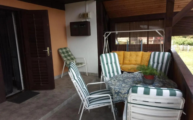 Karos Centrál Apartmanház