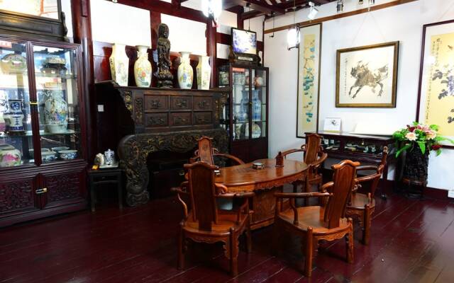 Lecheng Hotel