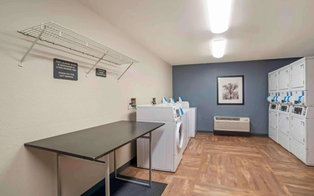 Extended Stay America Select Suites New Orleans Airport