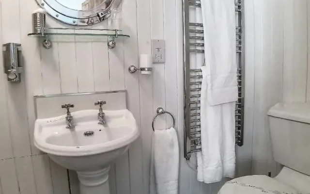 Bridge House Bed & Breakfast