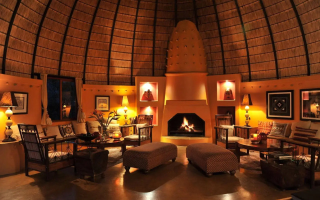 Hoyo Hoyo Safari Lodge
