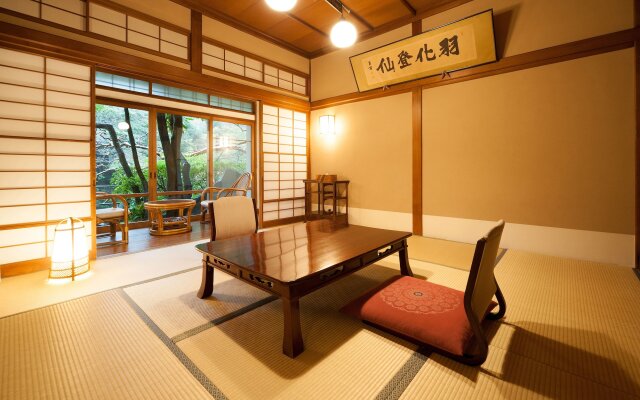 Ryokan Motoyu Kansuiro