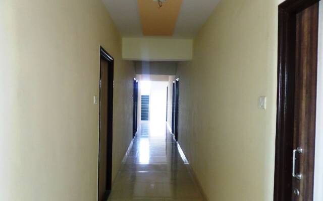Riya Raj Hotel