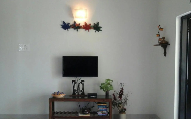 Premium -1BHK Apartment at Candolim Beach with Free Wifi – Guest Rooms – Candolim
