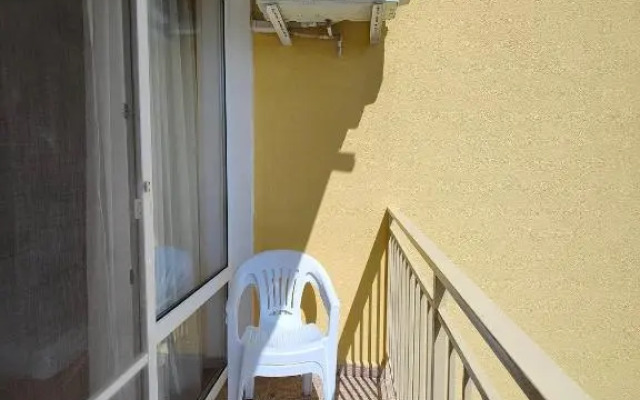 Crown Fort Club Apartments