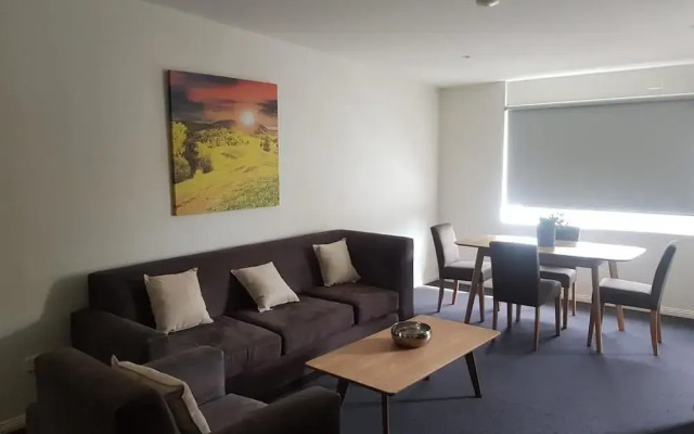 Carlton Suites