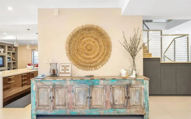 GATHER AT VINCENTIA 4pm check out Sundays except Peak season