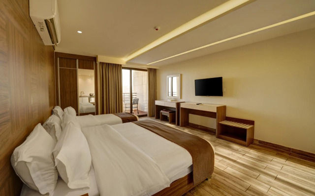 Luciana Hotel by FHM