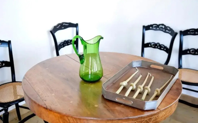 1880 Luxury Apartments