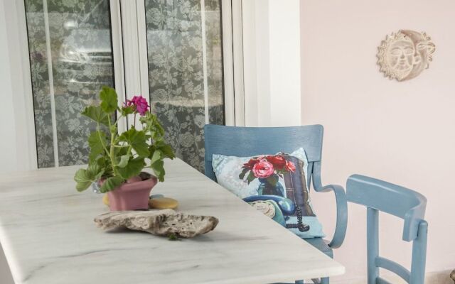 Brezza Apartment F