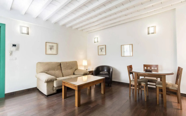 Laurel Suites
