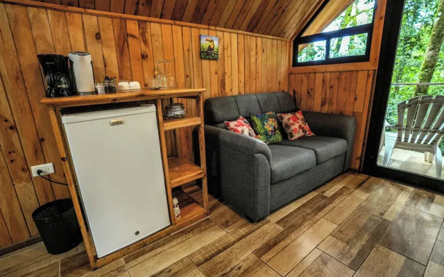 Tityra Lodge