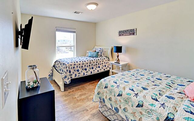 Canal 22108 - 3 Br Home