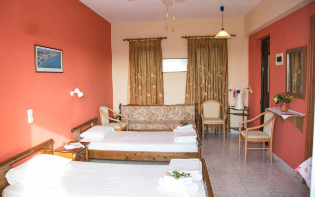 Almyros Studios & Apartments