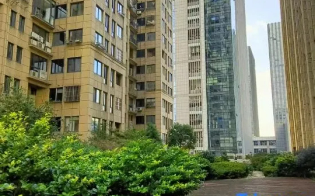 Zhangjiagang Qianxi Hotel (Zhangjiagang  Shopping Park)