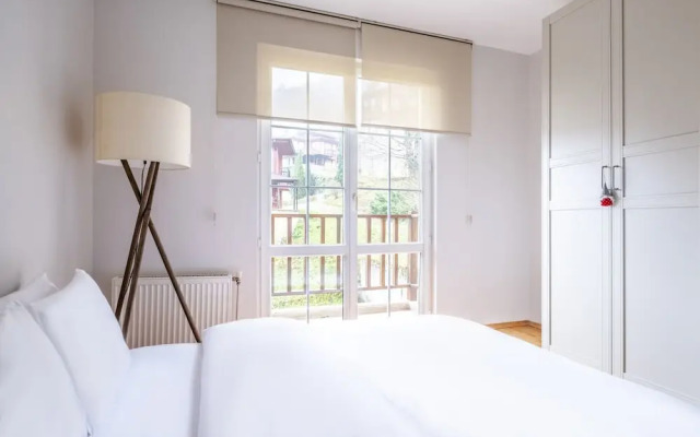 Sleek Villa With Backyard and Sapanca Lake View