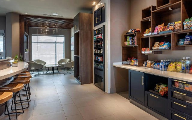 Cambria Hotel Minneapolis Downtown