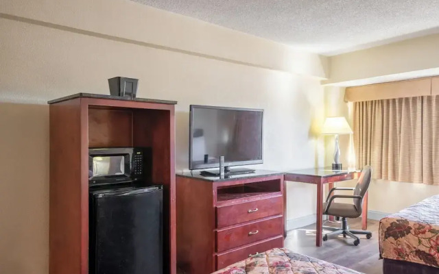 Dominion Inn & Suites