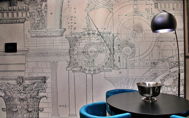 Dreams At The Spanish Steps