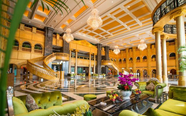 Malachite Hotel