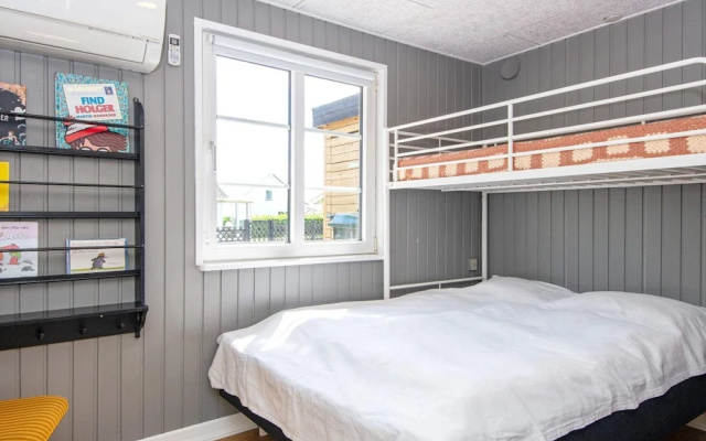 6 Person Holiday Home in Hejls
