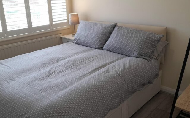 Stunning two Storey Spacious Chalet