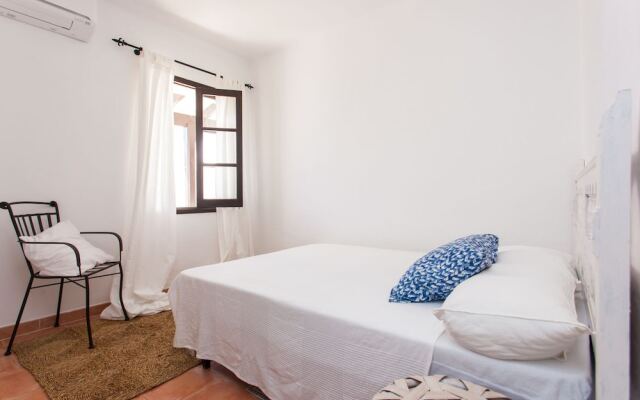 Villa en Cala Serena en primera linea de mar