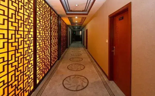 Menglilaojia Home Stay