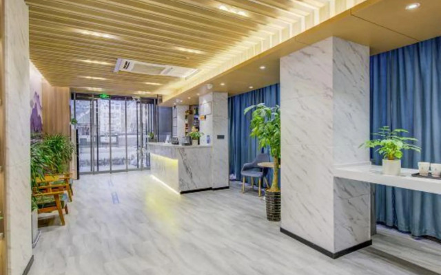 Aibo Hotel