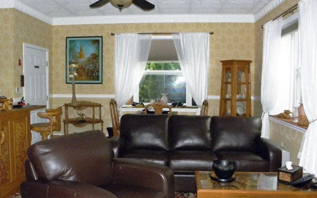 dover garden suites