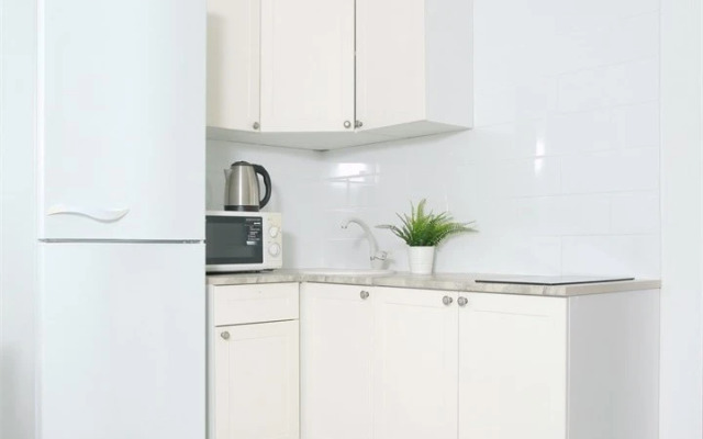 AHause на Готвальда 24