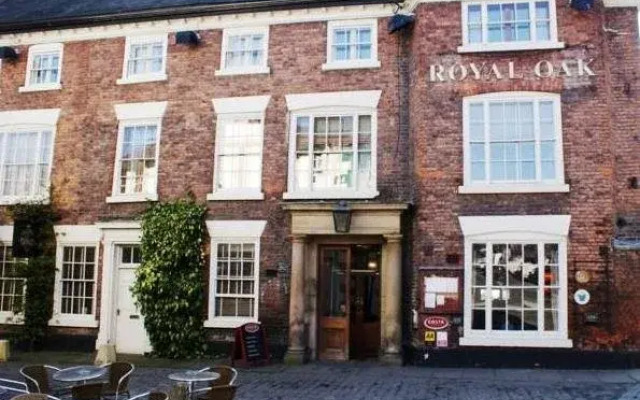 The Royal Oak Hotel