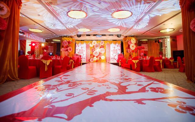 Holiday Inn Beijing Deshengmen by IHG