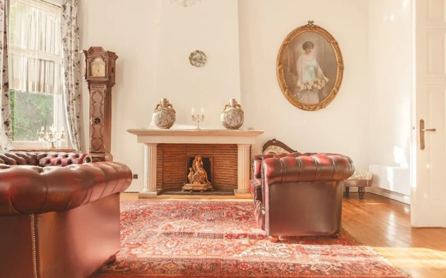 Villa Thor A Majestic 100-year-old Manor