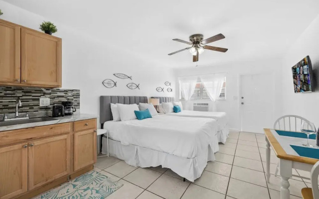 Sunset Inn - Hallandale Beach