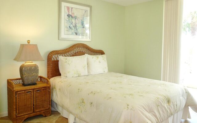 South Seas Tower 3-210