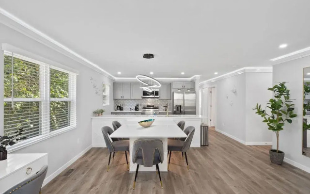 Charlotte Spacious Home